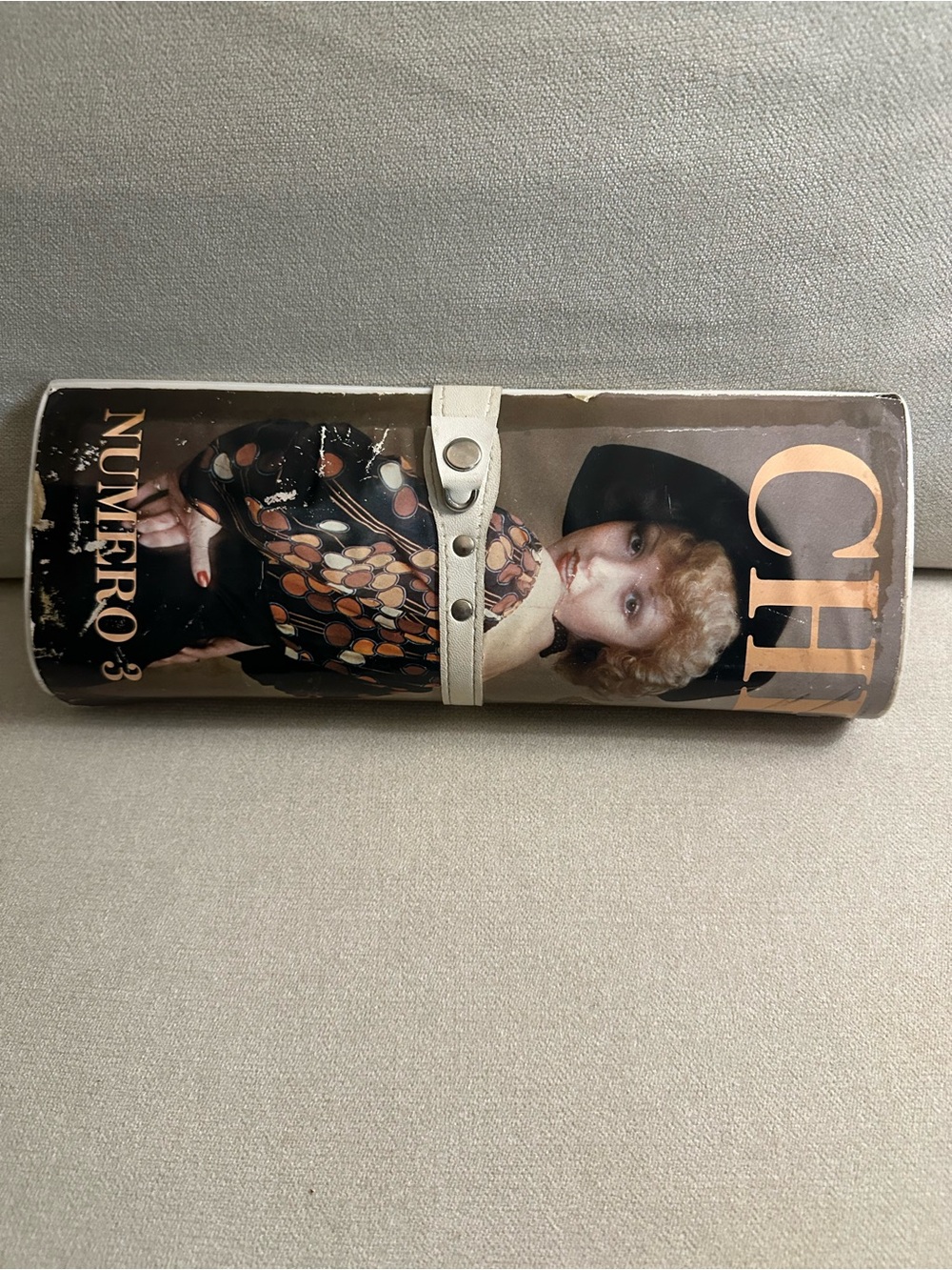 Vintage 1970 Hard Case Magazine Clutch Numero 3 Cherie Paris